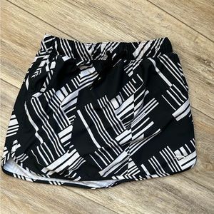 Slazenger Black and White Print Golf Skort Small